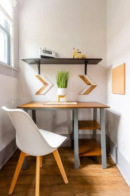 2Br Home W Parking Downtown Charm In Full Bloom! Тусон Екстериор снимка